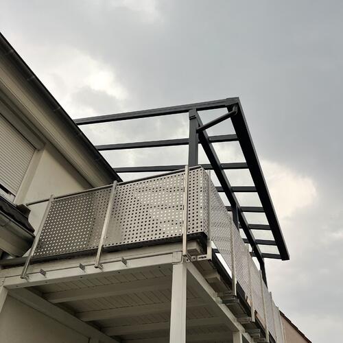 Terrassenüberdachung mit Überstand