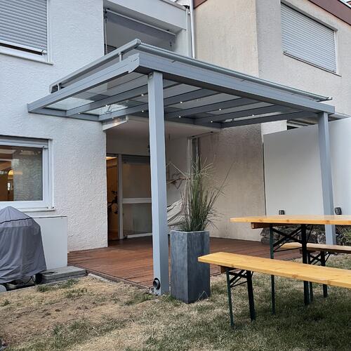 Terrassenüberdachung mit Aufdachmarkise